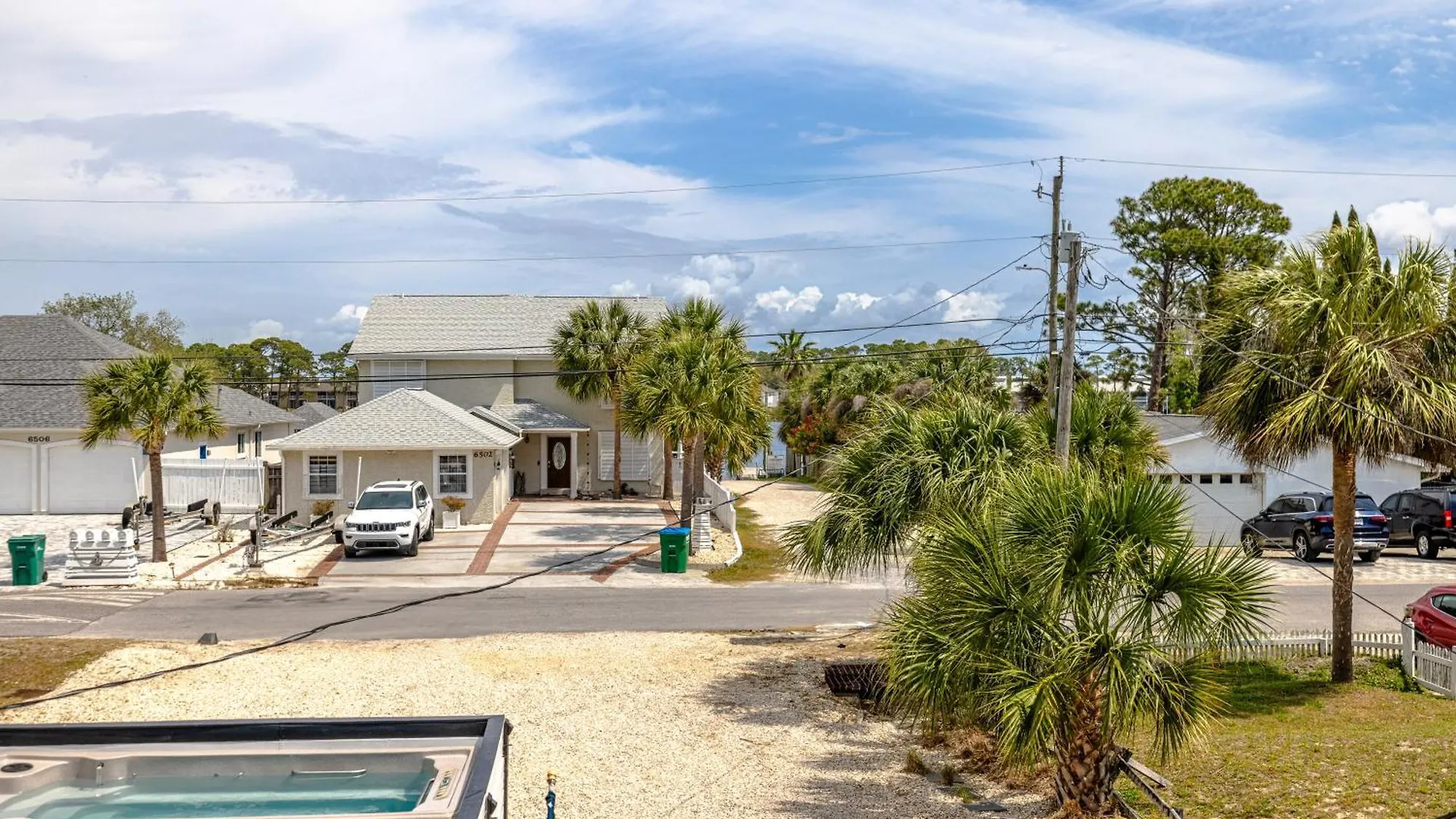 Bayview Cottage - Sun Deck, Pool, And More! Panama City Beach United States
