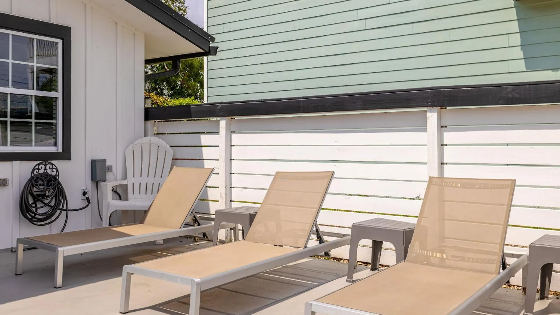 Bayview Cottage - Sun Deck, Pool, And More! Panama City Beach Holiday home