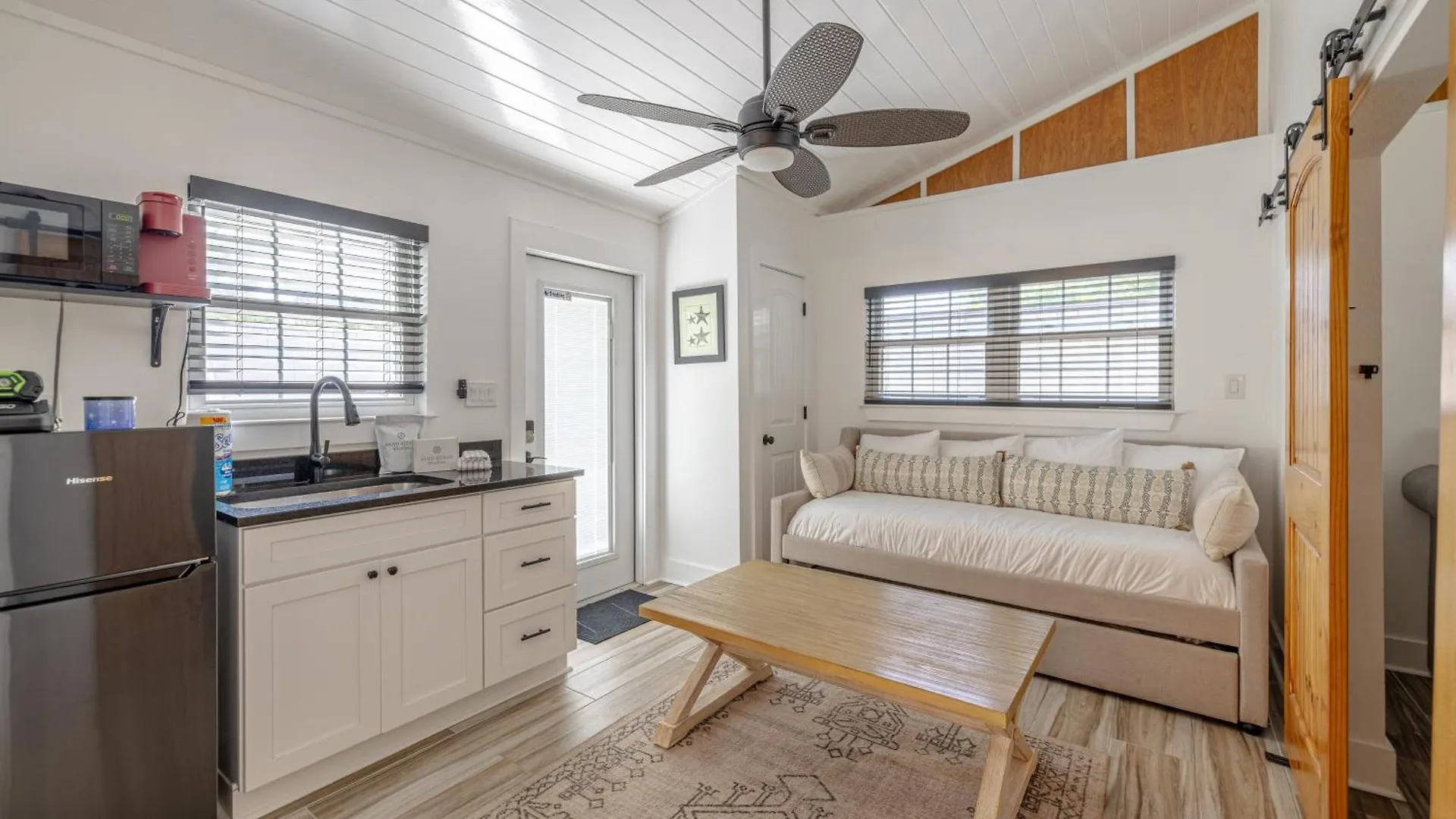 Bayview Cottage - Sun Deck, Pool, And More! Panama City Beach
