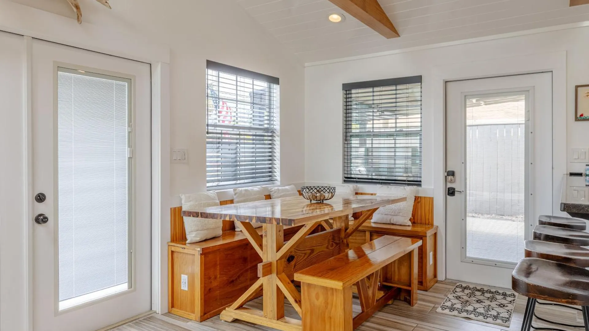 Bayview Cottage - Sun Deck, Pool, And More! Panama City Beach